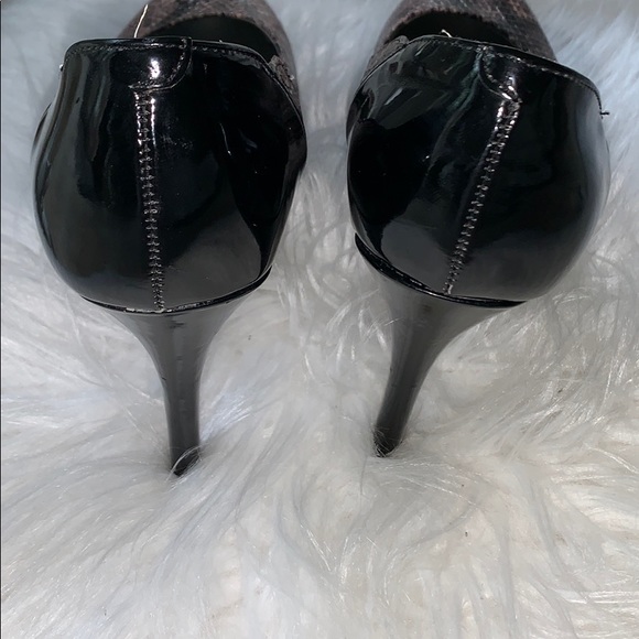 Guess python inspired high heels sz 7 - Picture 3 of 6